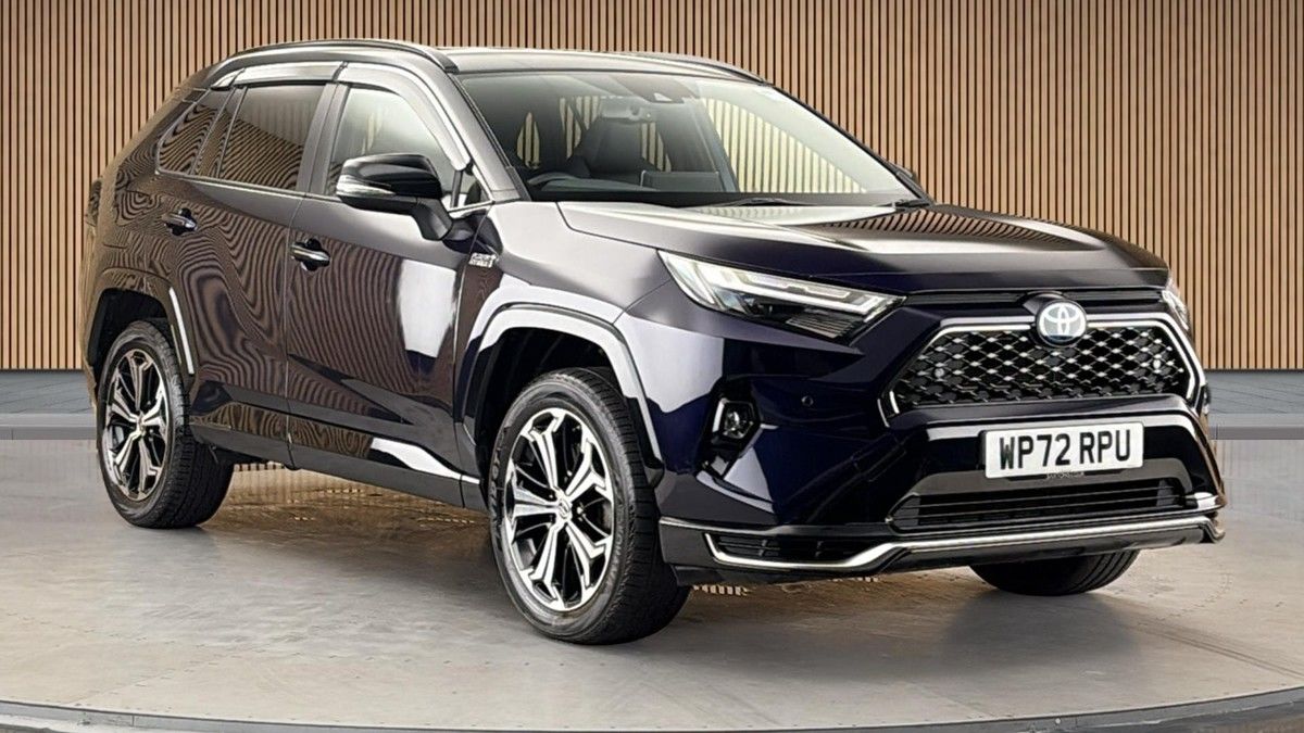 Toyota RAV4 Sticky Header Image