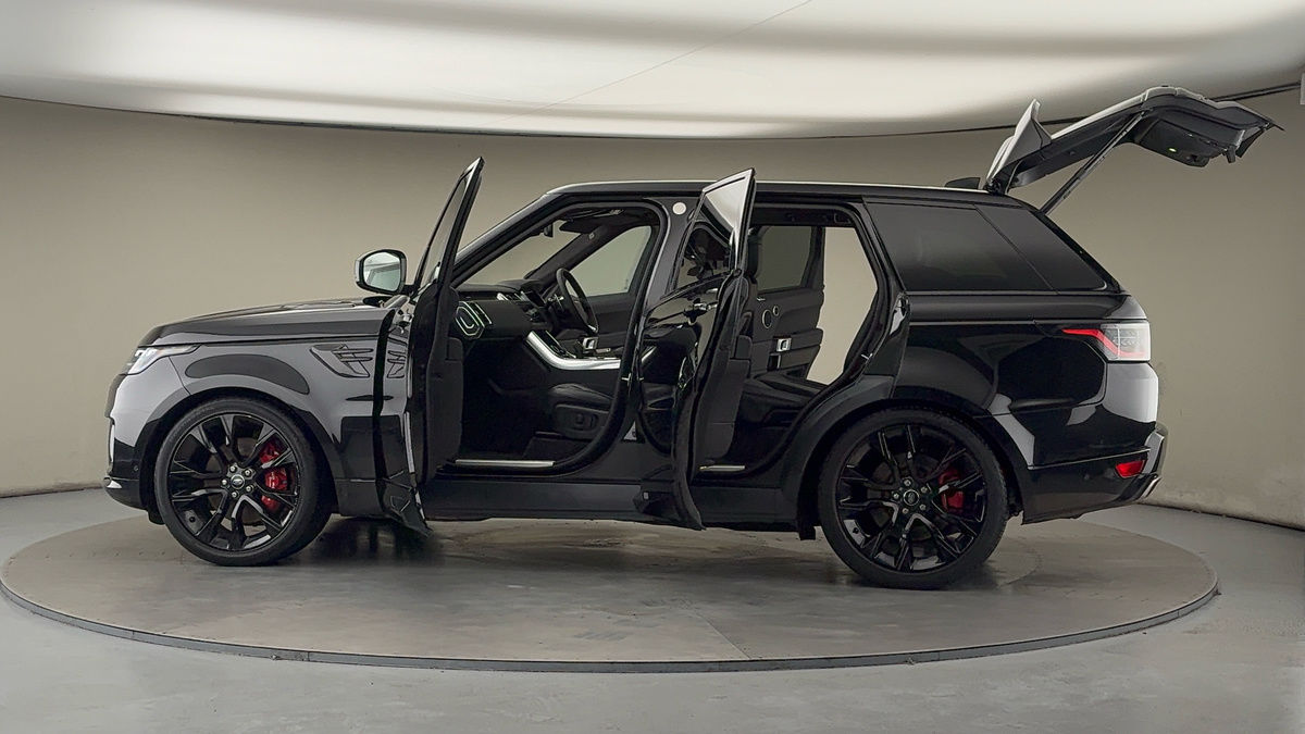 More views of Land Rover Range Rover Sport