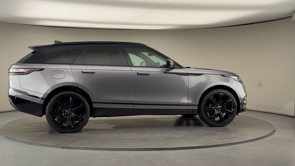 More views of Land Rover Range Rover Velar