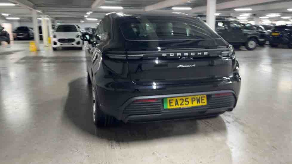More views of Porsche Macan