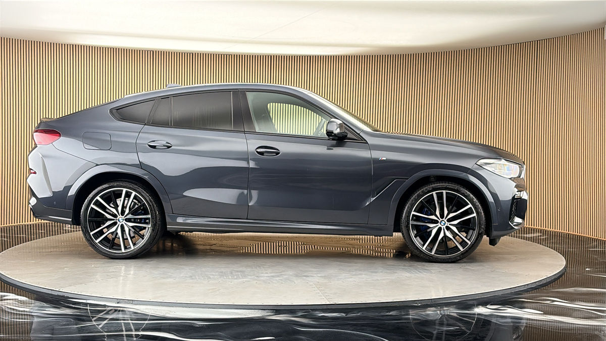 More views of BMW X6