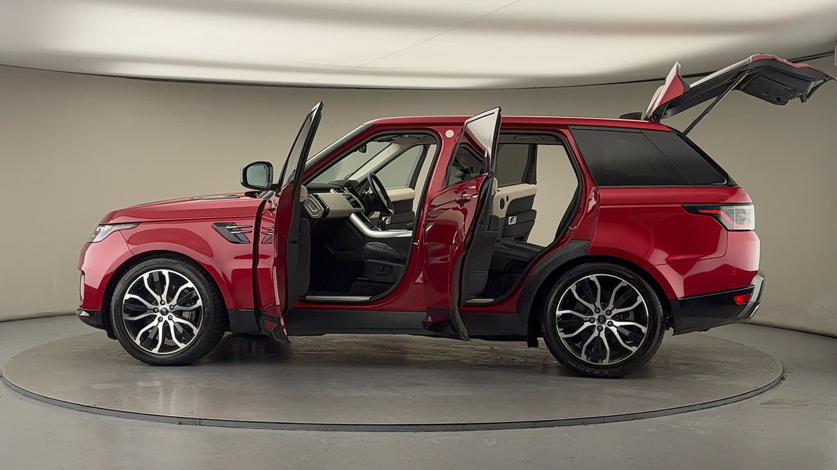 More views of Land Rover Range Rover Sport