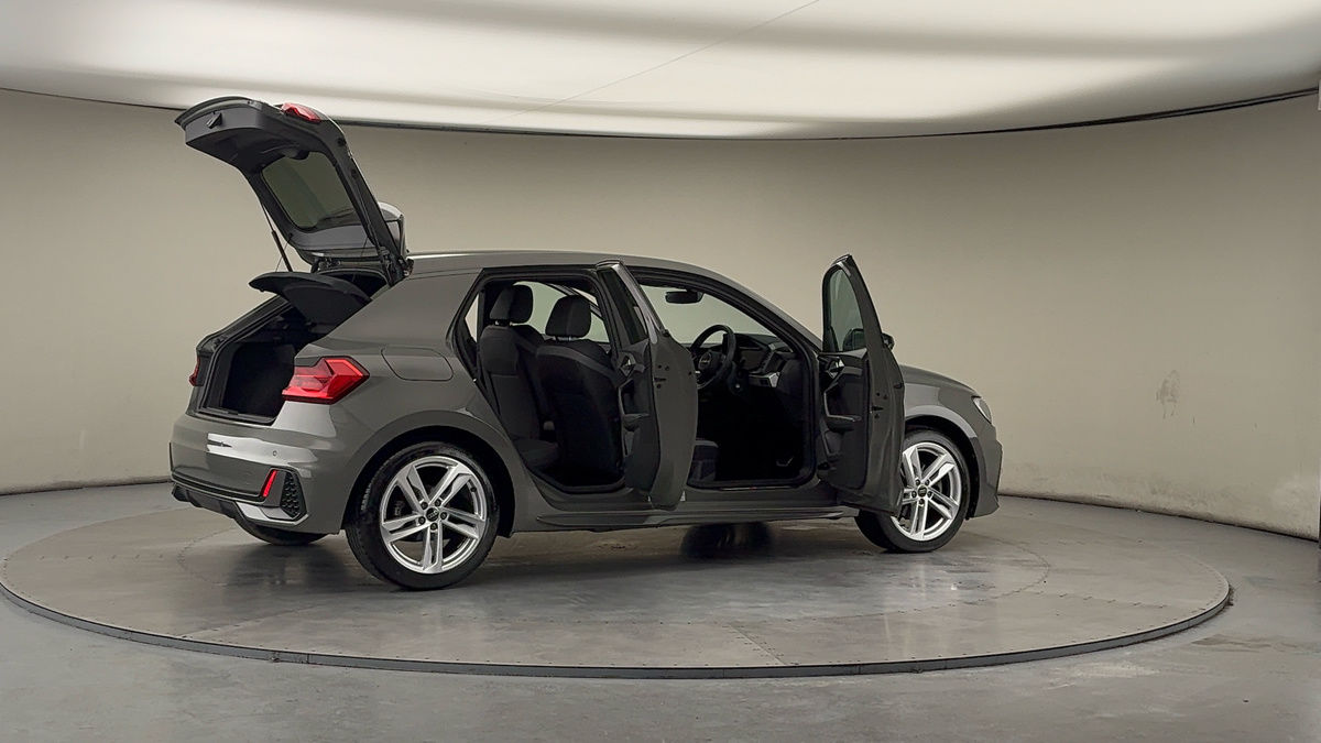 More views of Audi A1