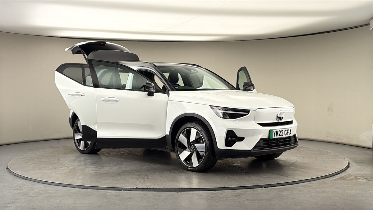 More views of Volvo XC40