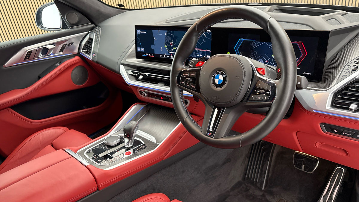 BMW XM Image 5