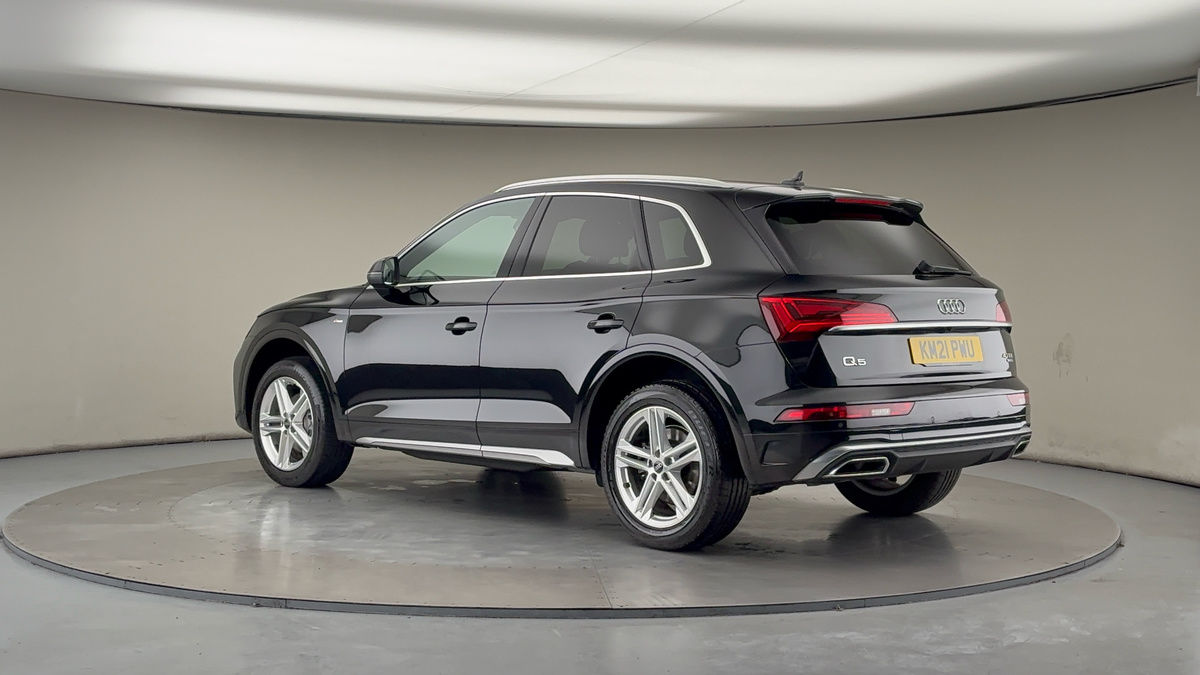 More views of Audi Q5