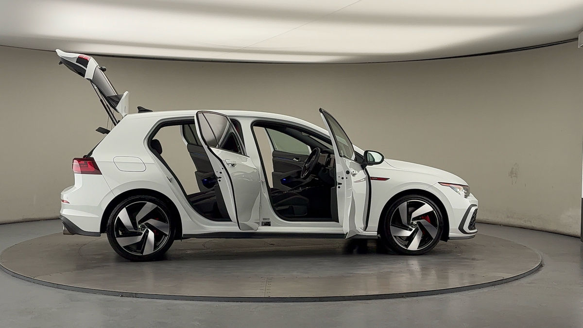 More views of Volkswagen Golf