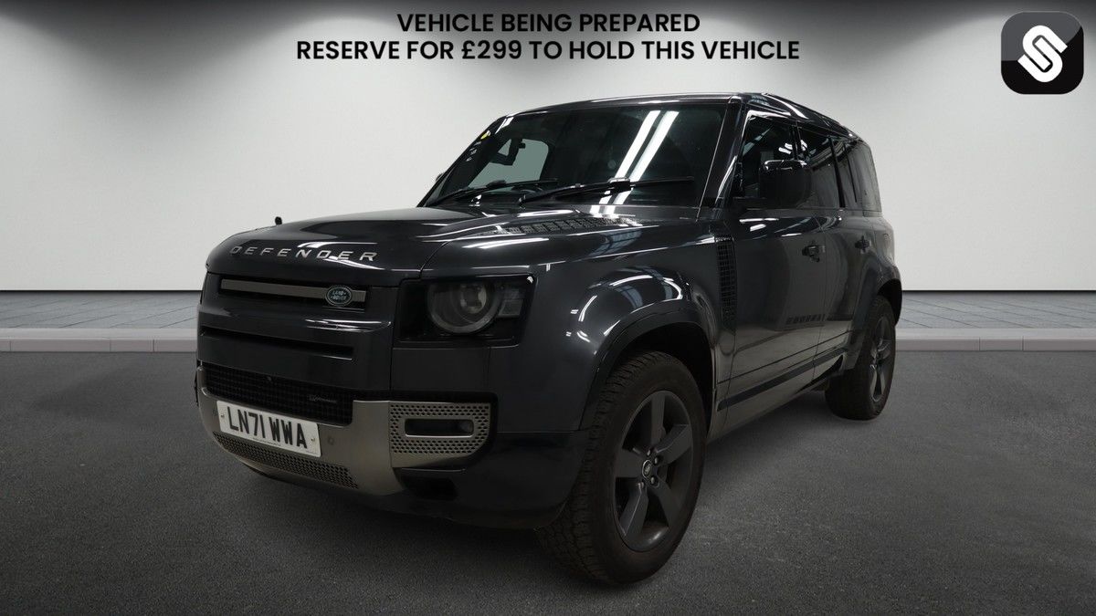 Land Rover Defender 110 Image 2