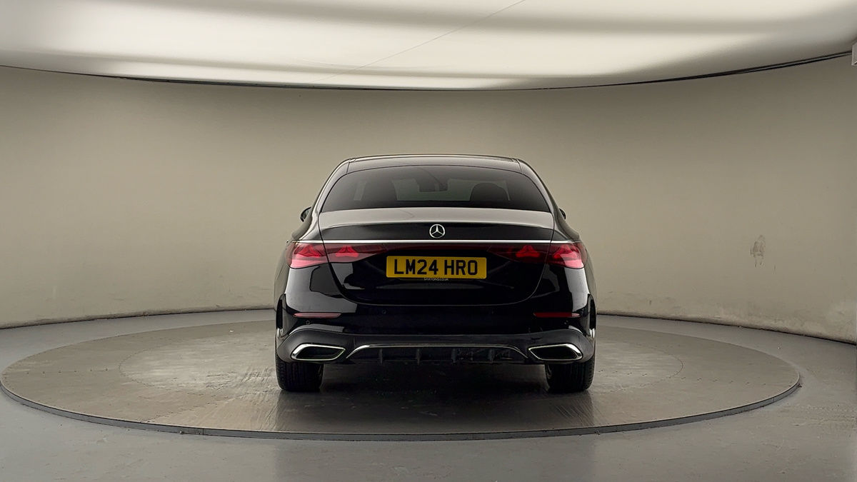 Mercedes-Benz E Class Image 4