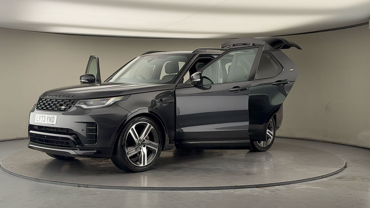 More views of Land Rover Discovery