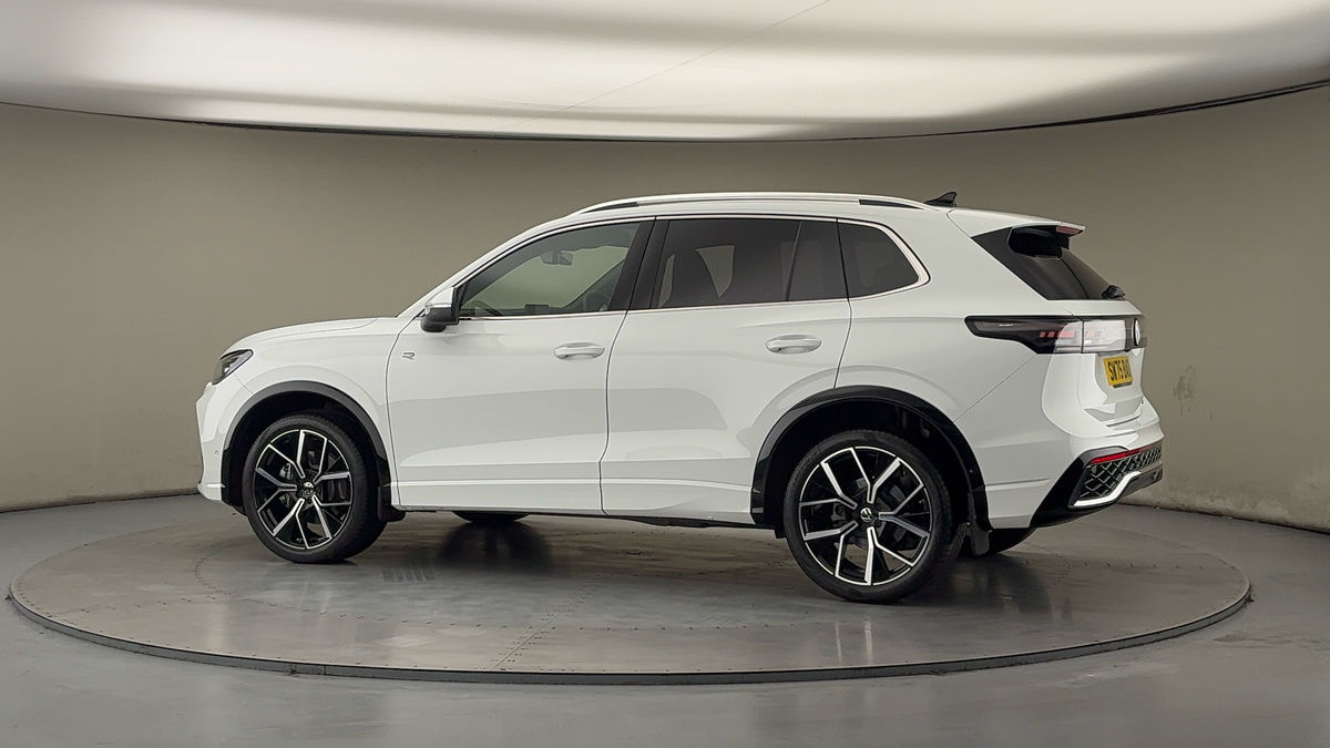 More views of Volkswagen Tiguan