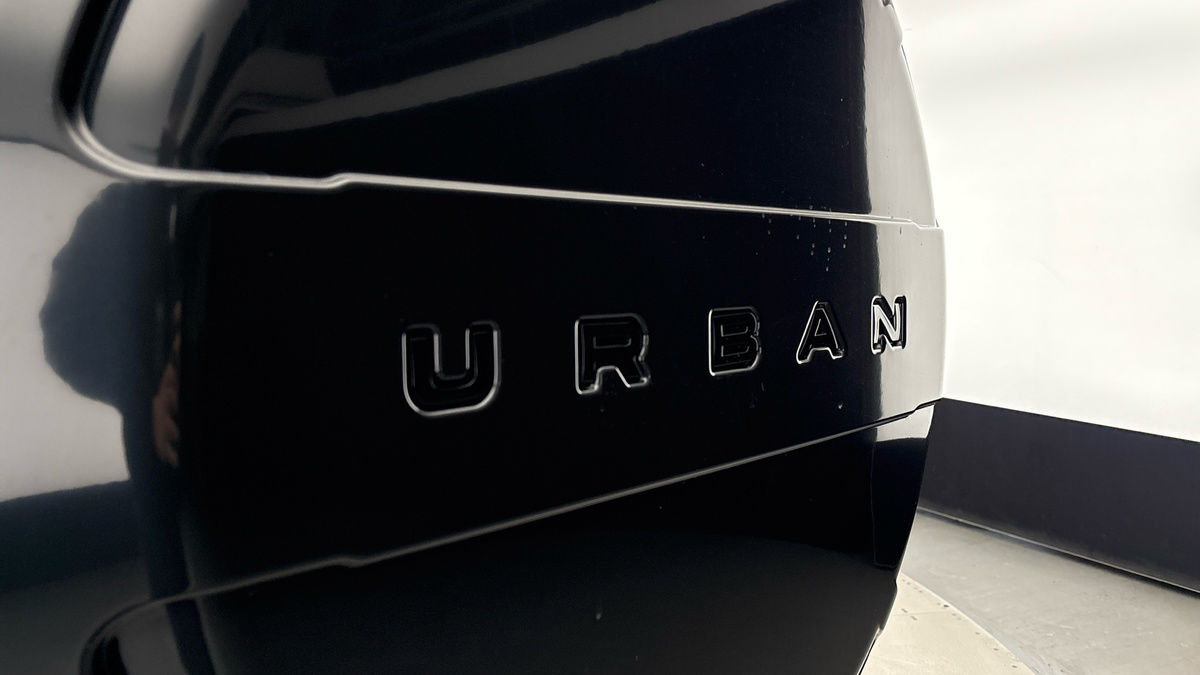 Land Rover Defender 110 Urban Image 30