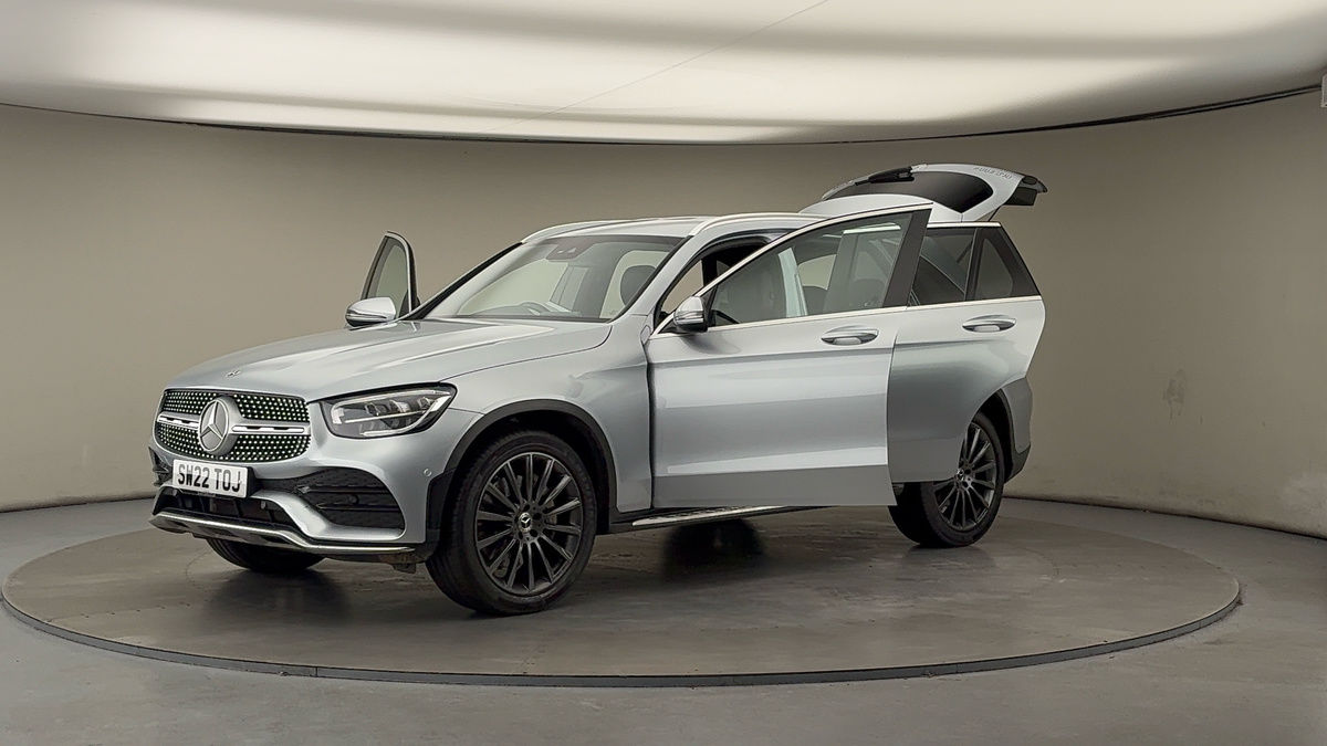 Mercedes-Benz GLC Image 22