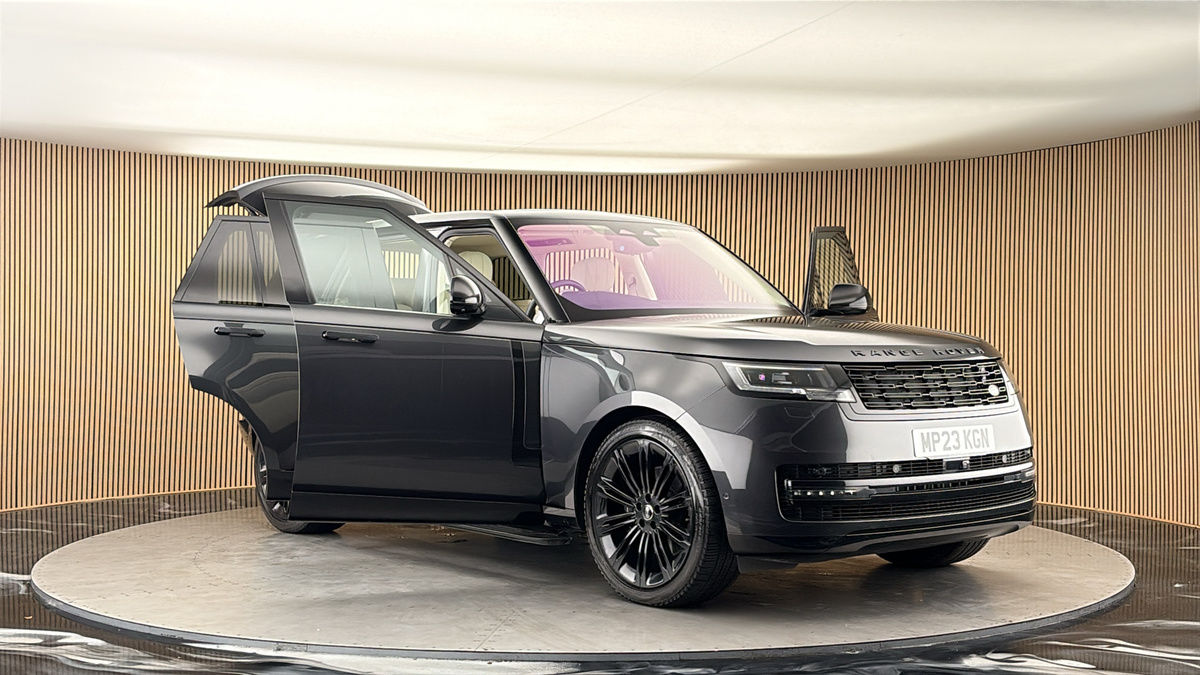 More views of Land Rover Range Rover