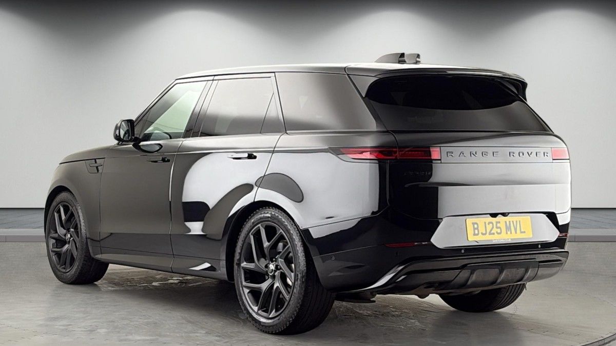 Land Rover Range Rover Sport Image 2