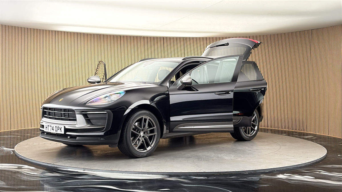 Porsche Macan Image 22