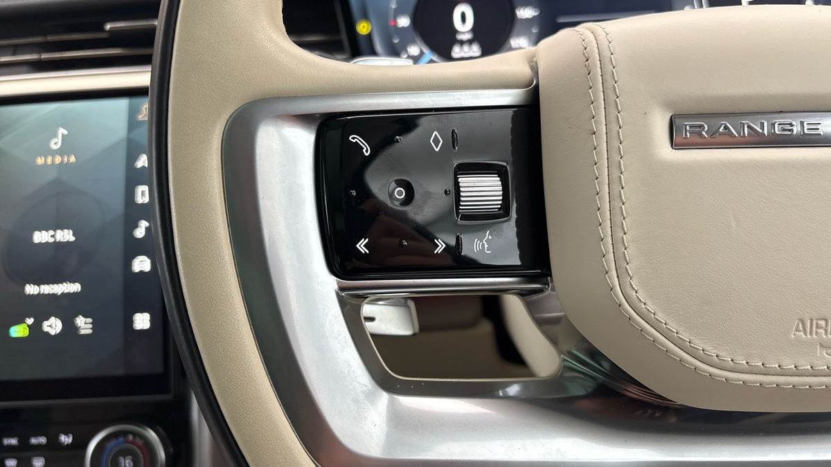 Land Rover Range Rover Image 13