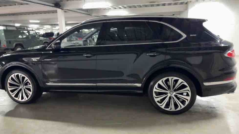 More views of Bentley Bentayga