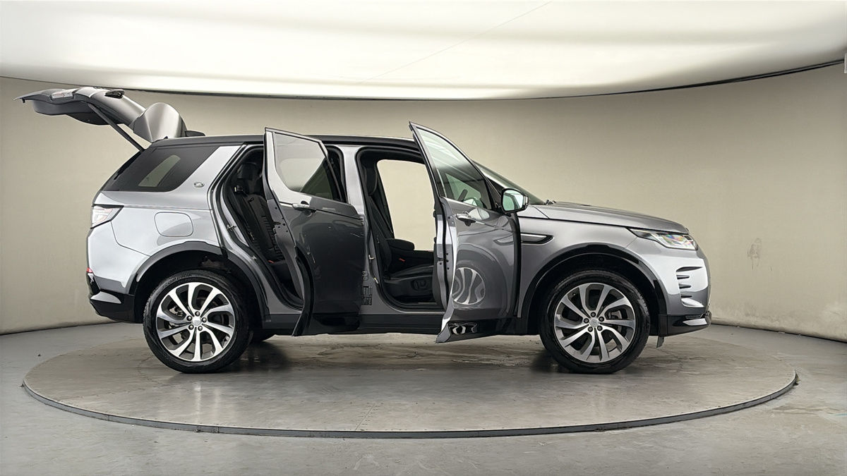 More views of Land Rover Discovery Sport