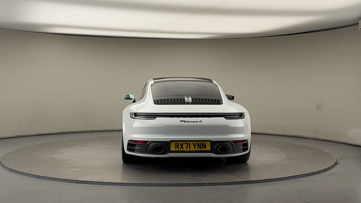 More views of Porsche 911