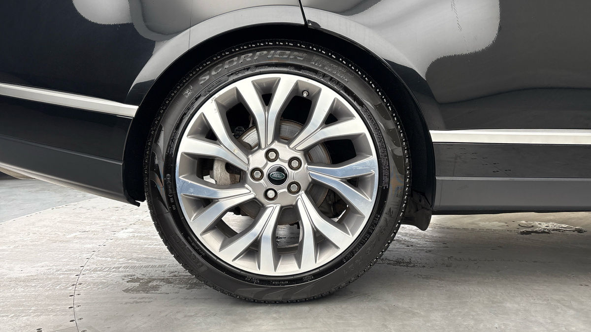 Land Rover Range Rover Image 10