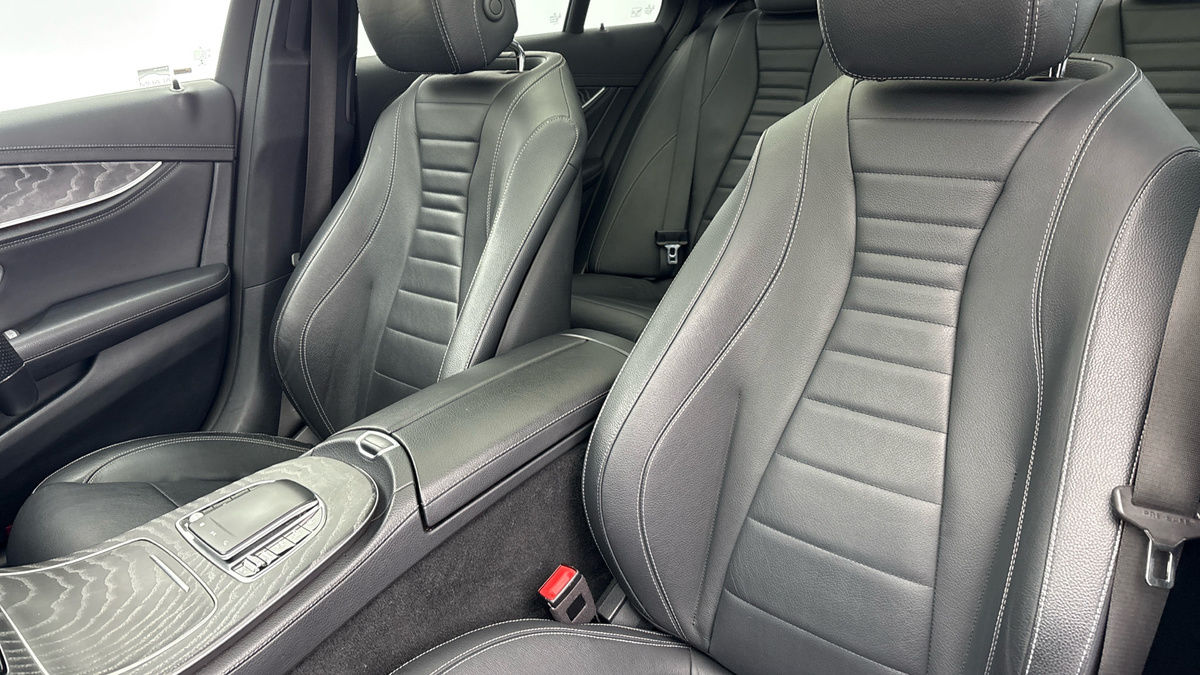 Mercedes-Benz E Class Image 7