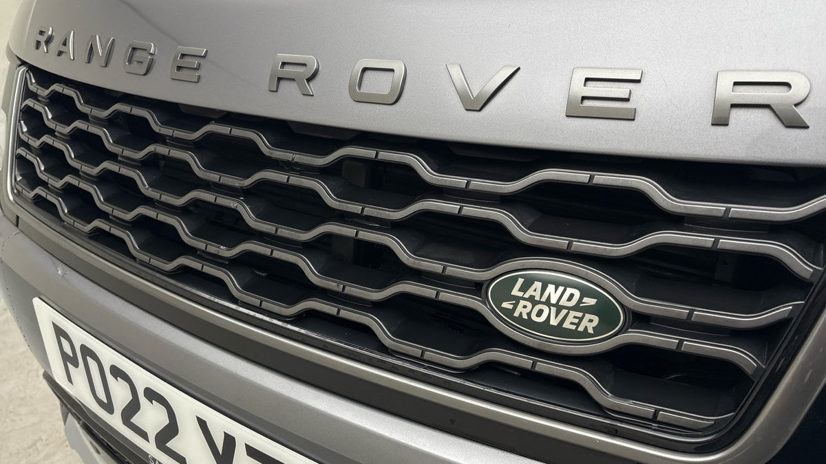 Land Rover Range Rover Sport Image 24
