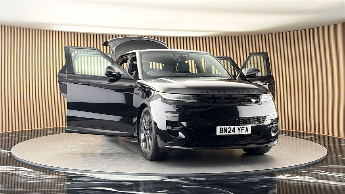 More views of Land Rover Range Rover Sport