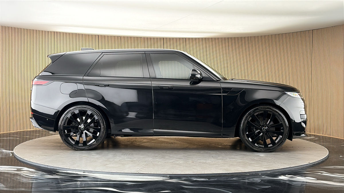 Land Rover Range Rover Sport Image 16