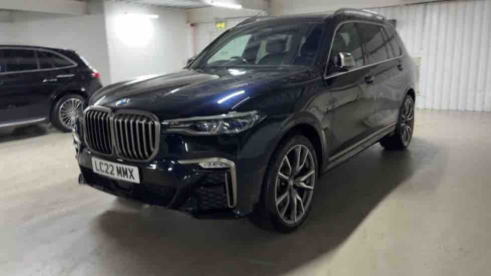 More views of BMW X7