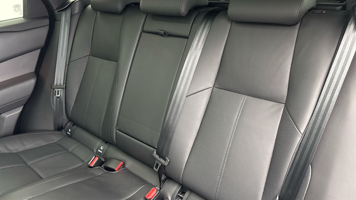 Land Rover Range Rover Velar Image 8