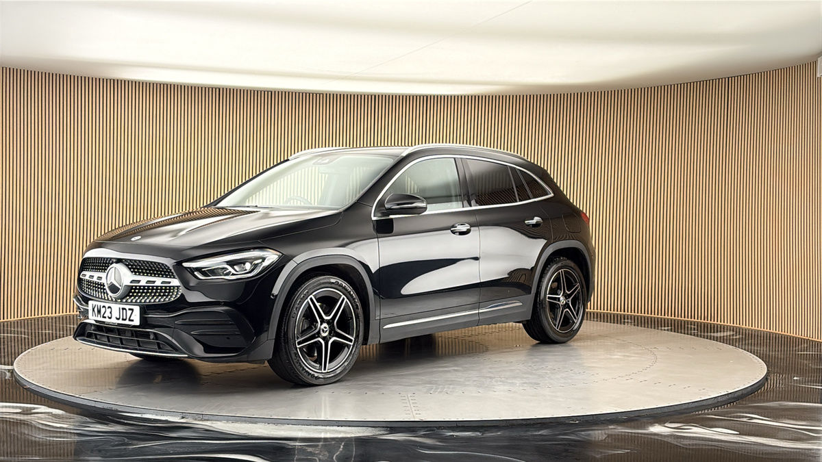 Mercedes-Benz GLA Image 20