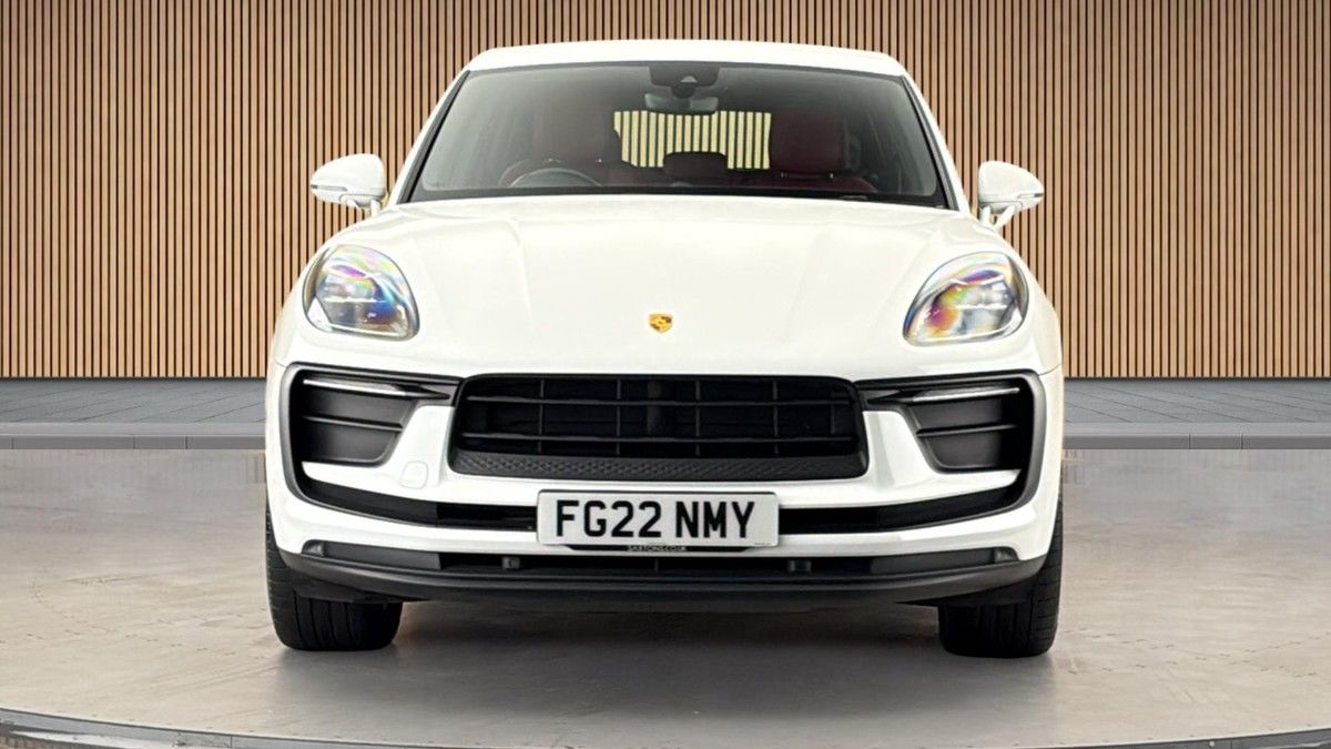 Porsche Macan Image 3