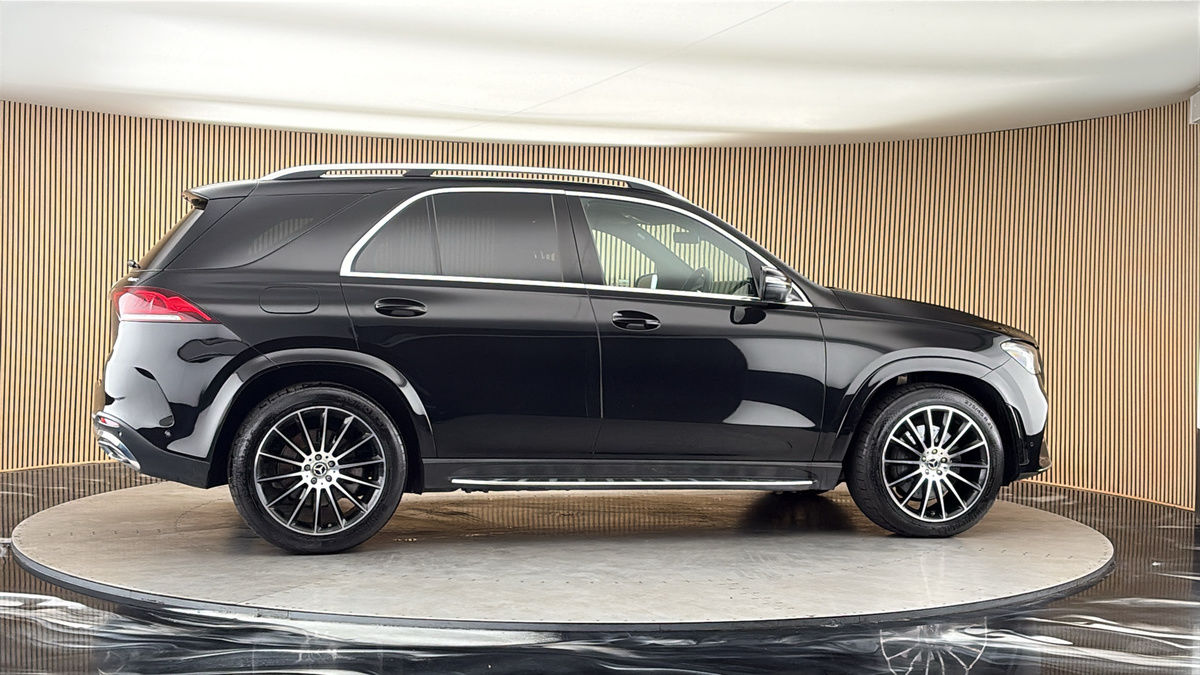 More views of Mercedes-Benz GLE