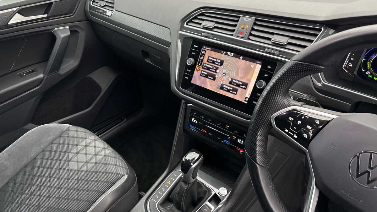 Volkswagen Tiguan Image 18