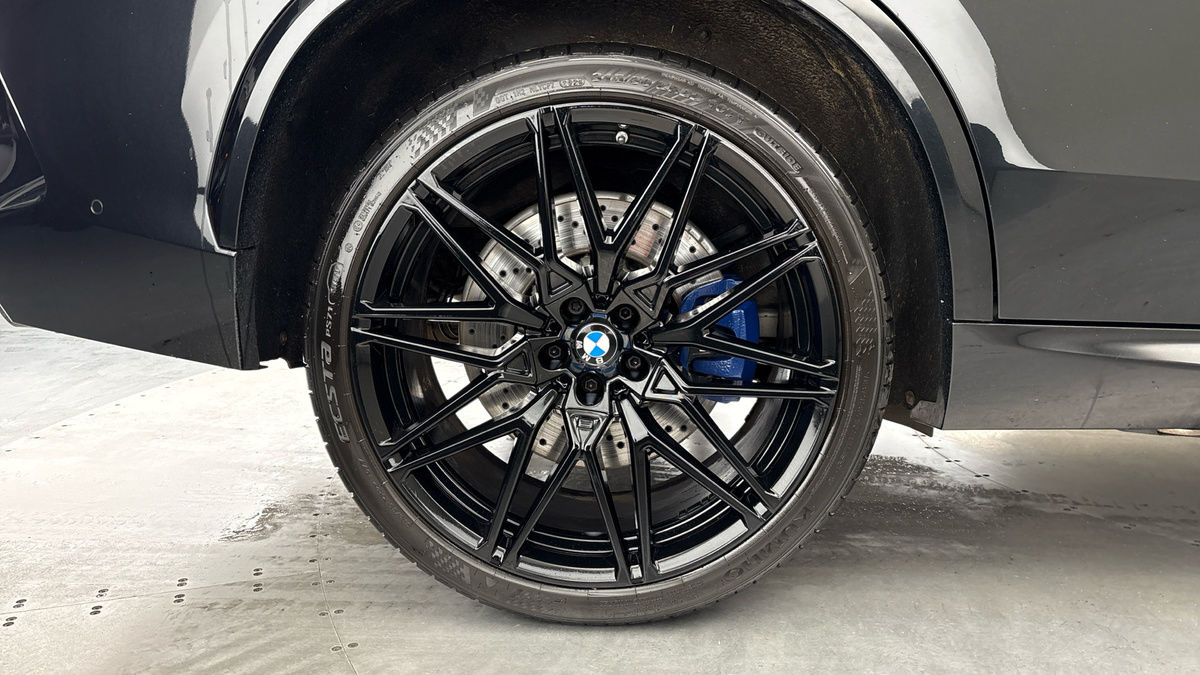 BMW X5 M Image 10