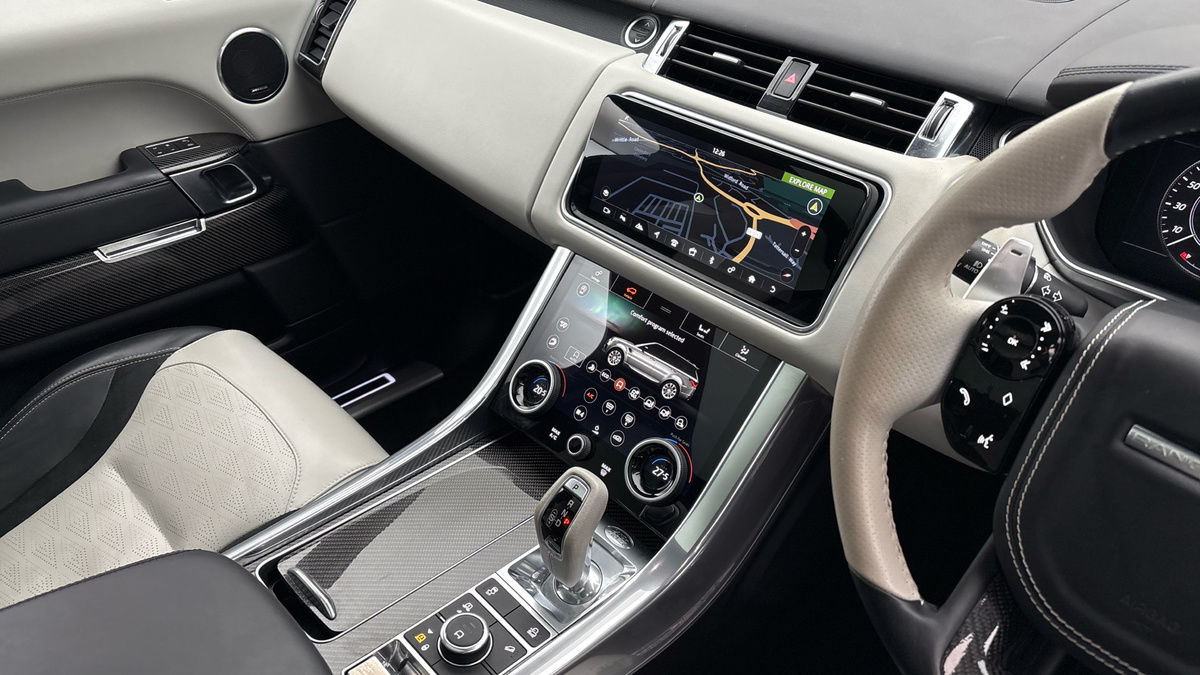 Land Rover Range Rover Sport Image 18