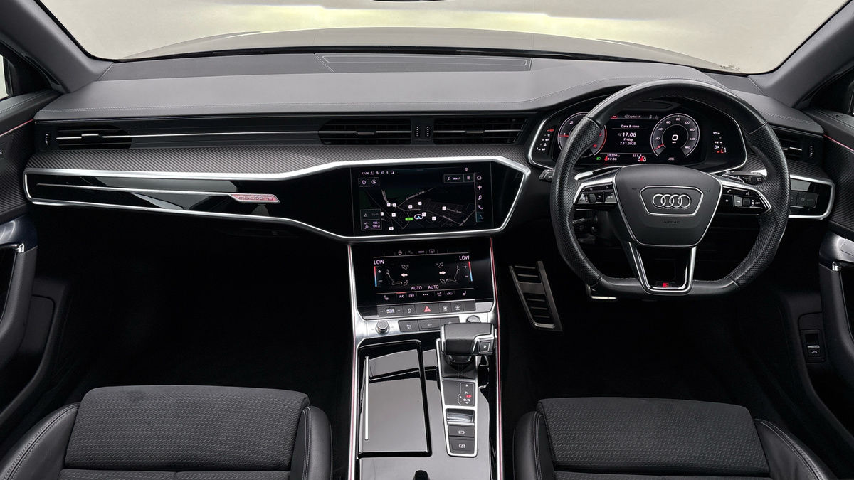 Audi A6 Avant Image 12