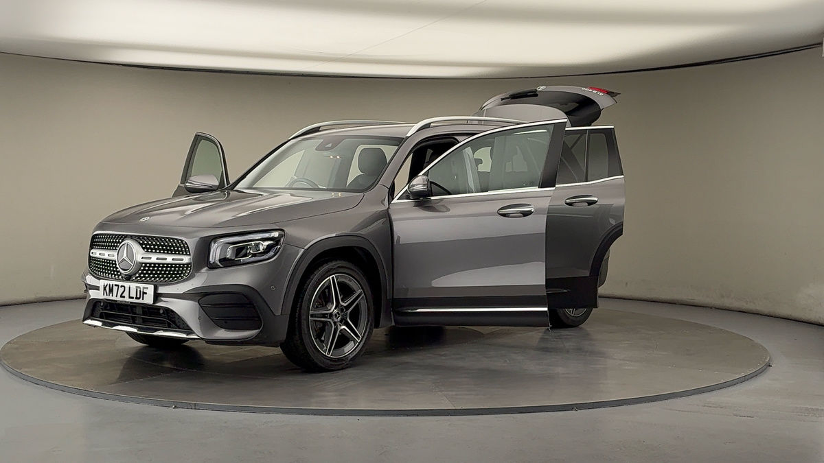 More views of Mercedes-Benz GLB