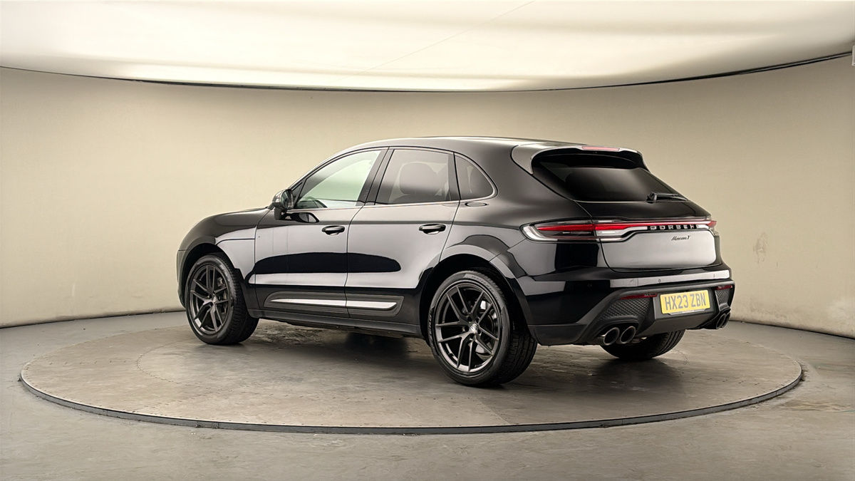 More views of Porsche Macan