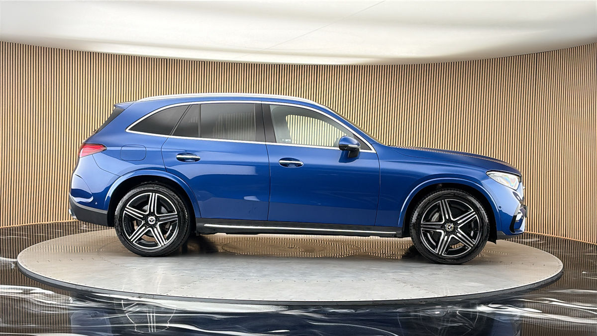 More views of Mercedes-Benz GLC