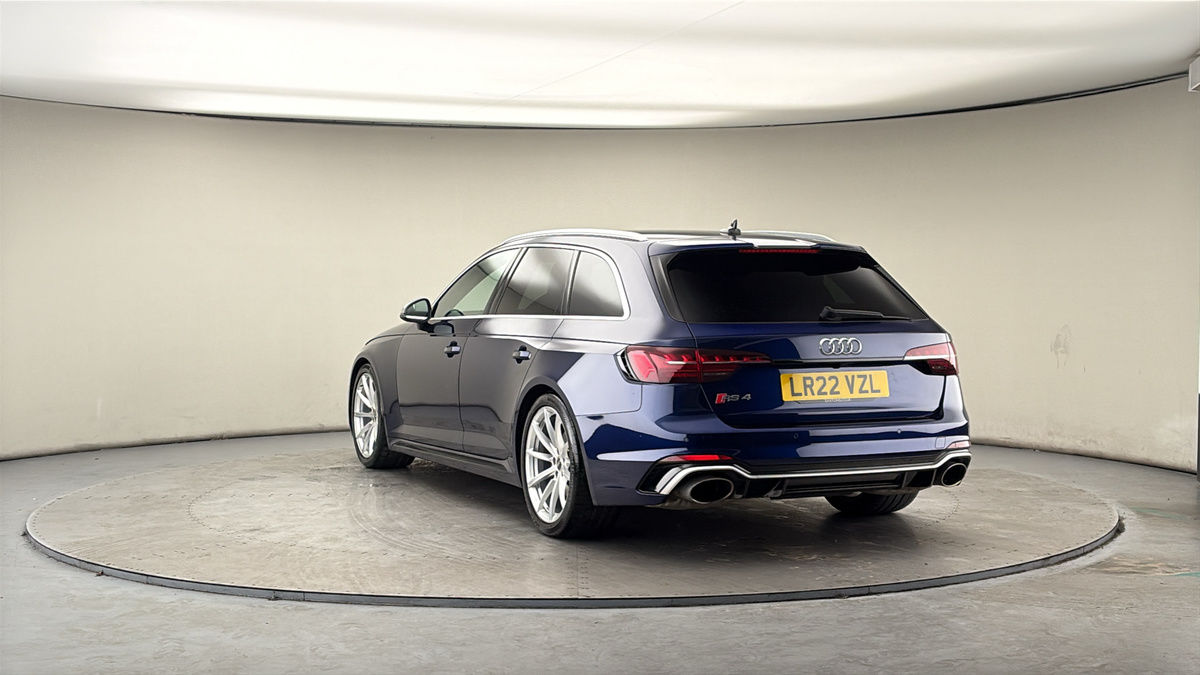 More views of Audi RS4 Avant