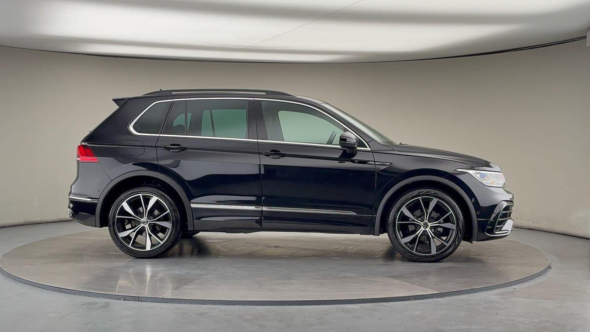 More views of Volkswagen Tiguan