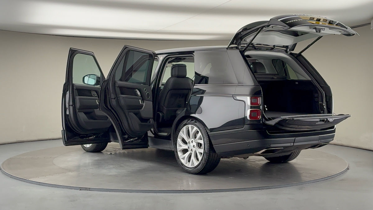 More views of Land Rover Range Rover