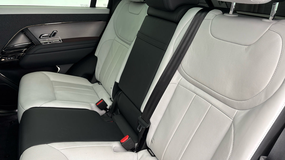Land Rover Range Rover Sport Image 8