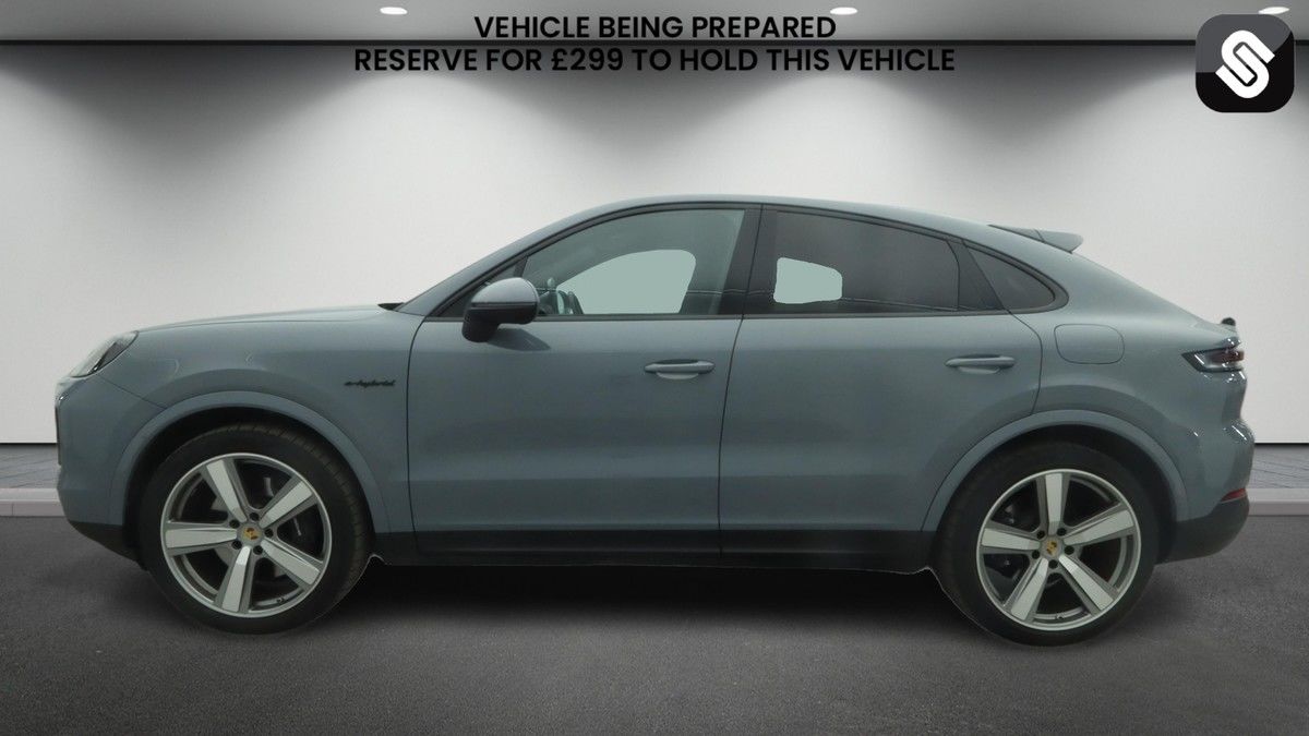 Porsche Cayenne Image 6