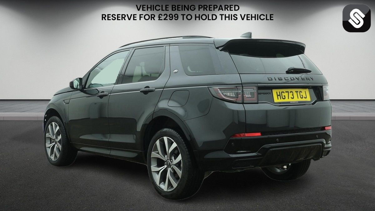 Land Rover Discovery Sport Image 3