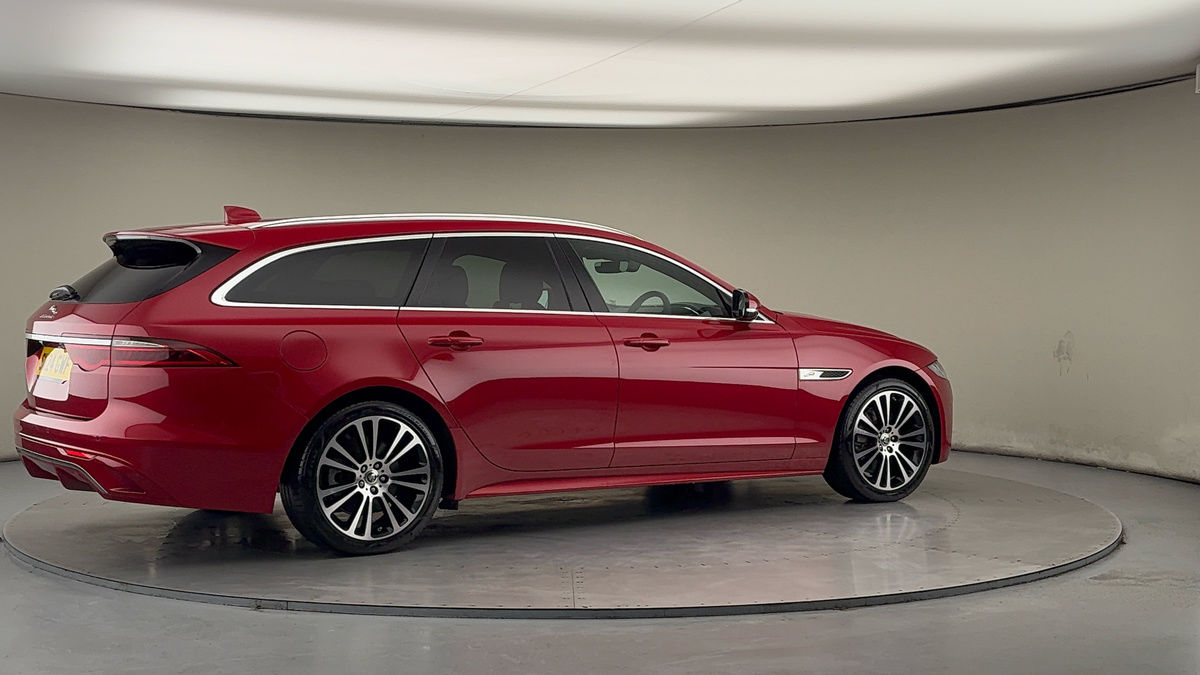 More views of Jaguar XF