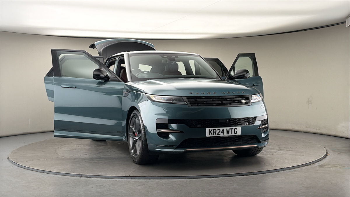 More views of Land Rover Range Rover Sport