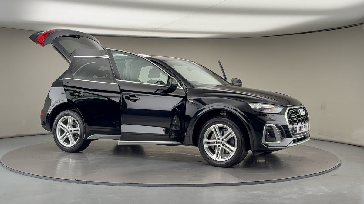 More views of Audi Q5